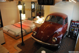 Illustration for article titled Inside Japan's Pleasure Hotels